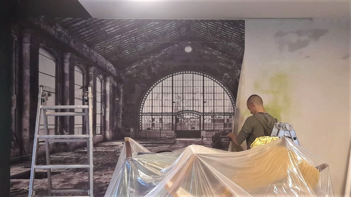 3-D Hintergrundbild Innenbühne - Immagine di sottofondo in 3-D sul palco - Jugendzentrum Jungle Meran - Centro giovani Jungle Merano