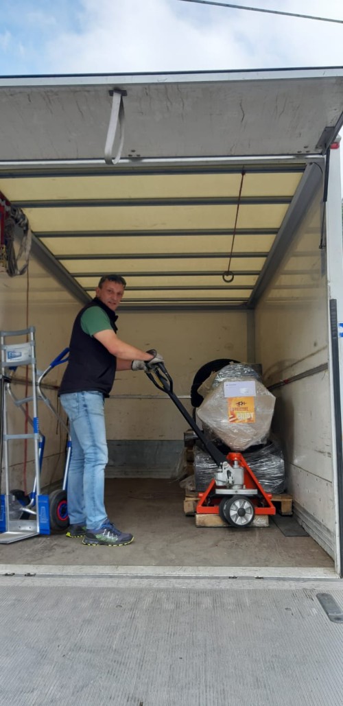 Neuer Smoker - Jugendzentrum Jungle Meran - Centro giovani Jungle Merano