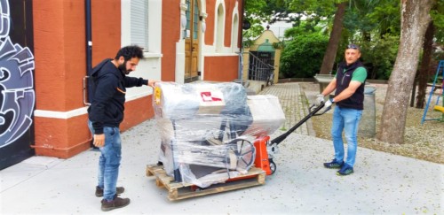 Neuer Smoker - Jugendzentrum Jungle Meran - Centro giovani Jungle Merano