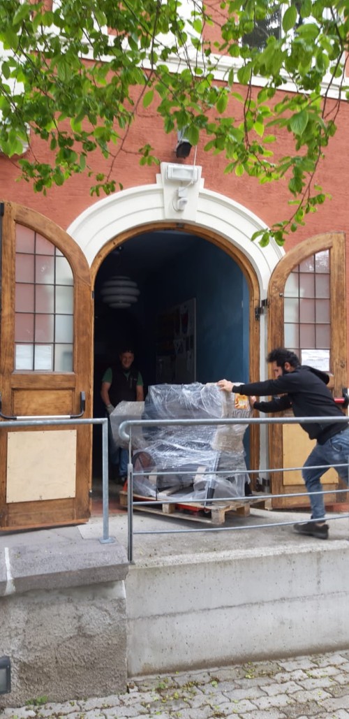 Neuer Smoker - Jugendzentrum Jungle Meran - Centro giovani Jungle Merano